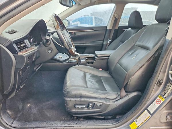 2014 LEXUS ES