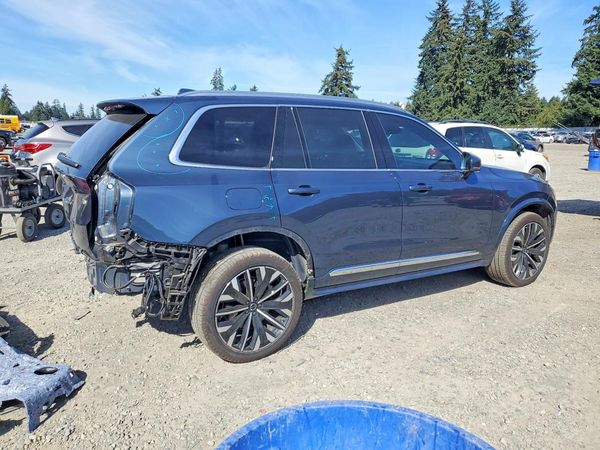 2026 VOLVO XC90 Ultra Bright