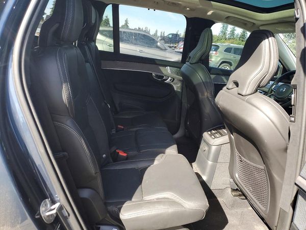 2026 VOLVO XC90 Ultra Bright