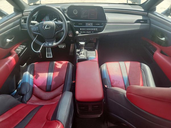 2022 LEXUS ES