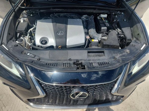 2022 LEXUS ES