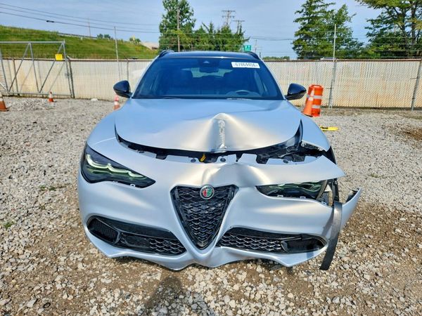 2024 ALFA ROMEO STELVIO