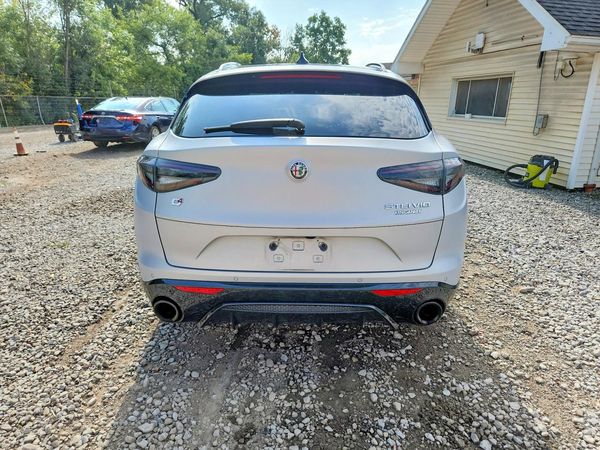 2024 ALFA ROMEO STELVIO