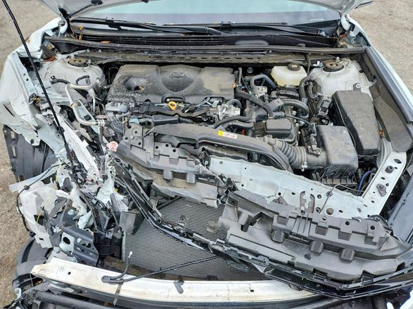 2025 TOYOTA CAMRY — Engine bay