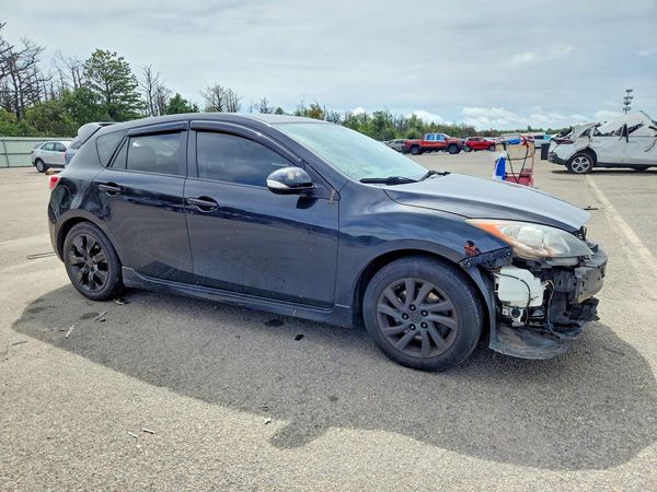 2012 MAZDA MAZDA3 Touring/GS