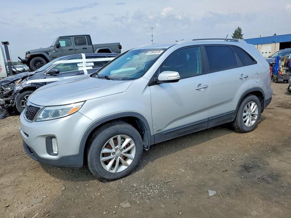 2015 KIA SORENTO GL — Front 3/4