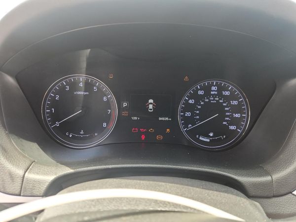 2017 GENESIS G80