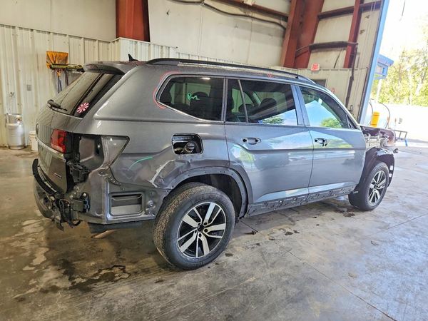 2022 VOLKSWAGEN ATLAS 4Motion SE
