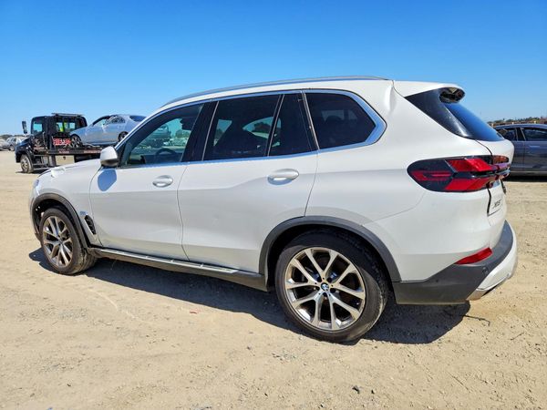2025 BMW X5 xDrive40i