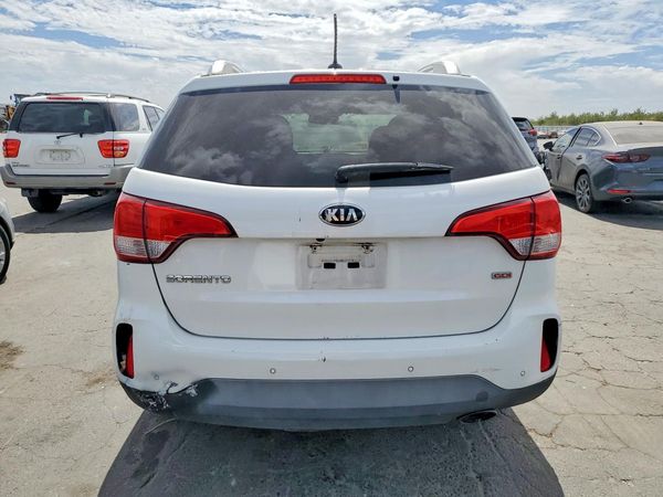 2015 KIA SORENTO GL