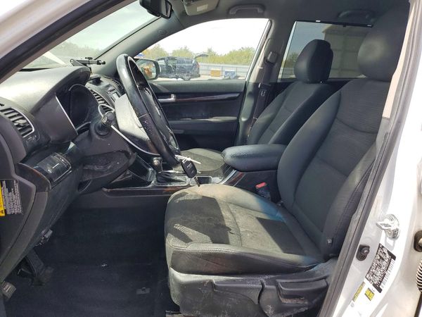 2015 KIA SORENTO GL