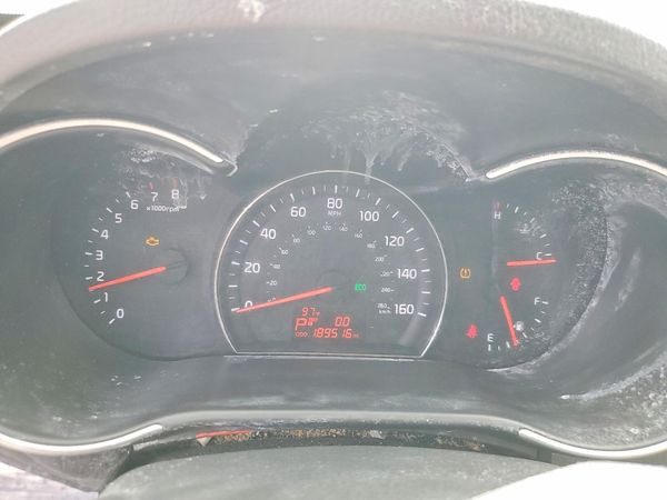2015 KIA SORENTO GL