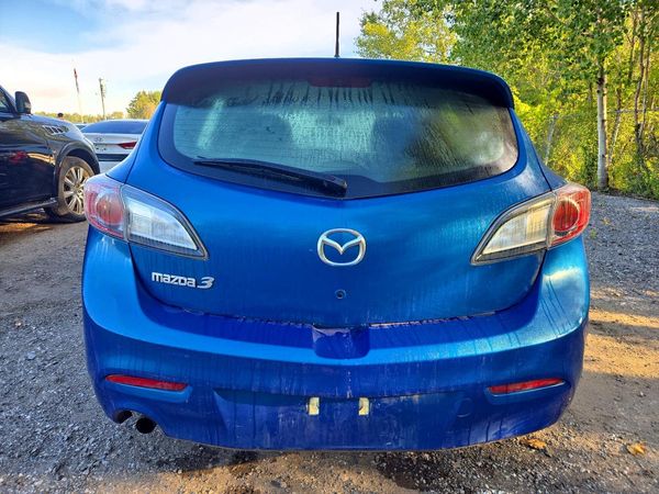 2013 MAZDA 3 Sport/GX