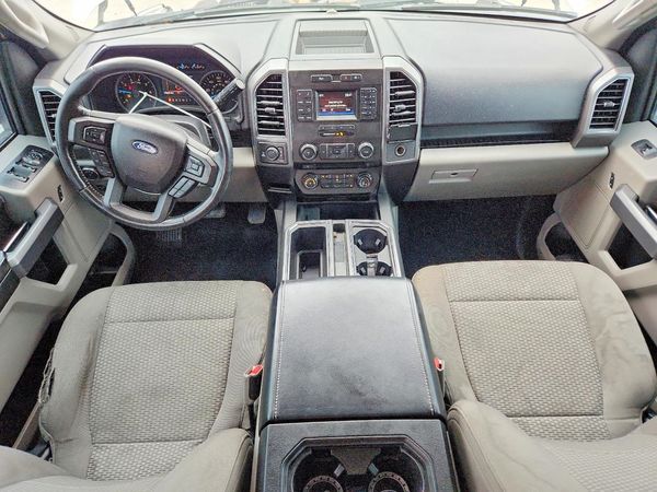 2017 FORD F150