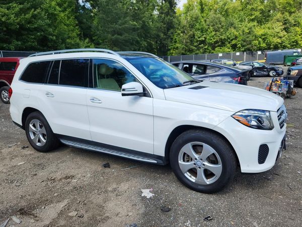 2017 MERCEDES-BENZ GLS GLS450-4M — Passenger 3/4