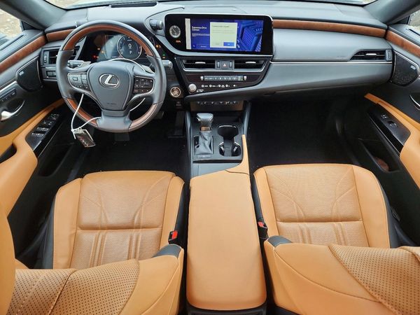 2024 LEXUS ES 350