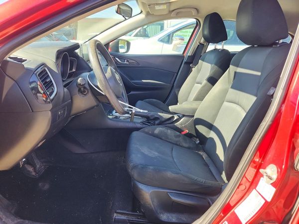 2015 MAZDA 3