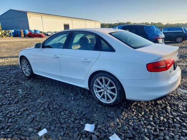 2015 AUDI A4
