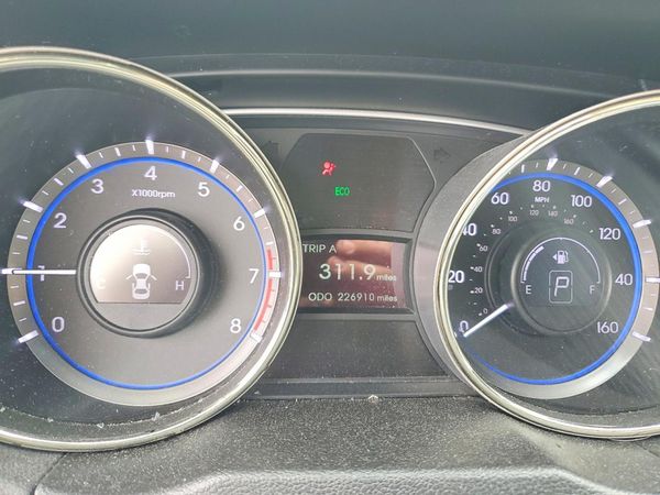 2013 HYUNDAI SONATA GLS/ GLS Popular