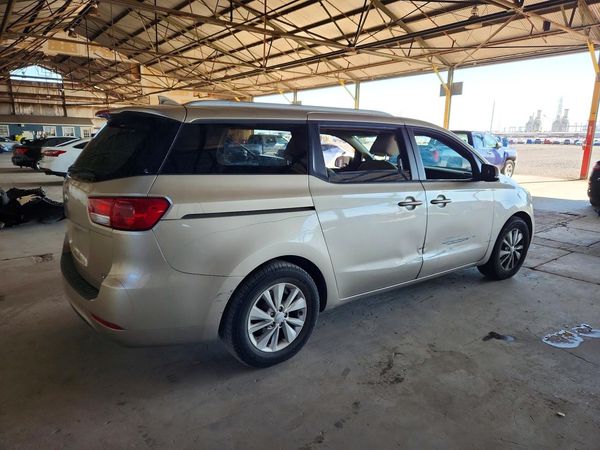 2015 KIA SEDONA GL - Middle-low