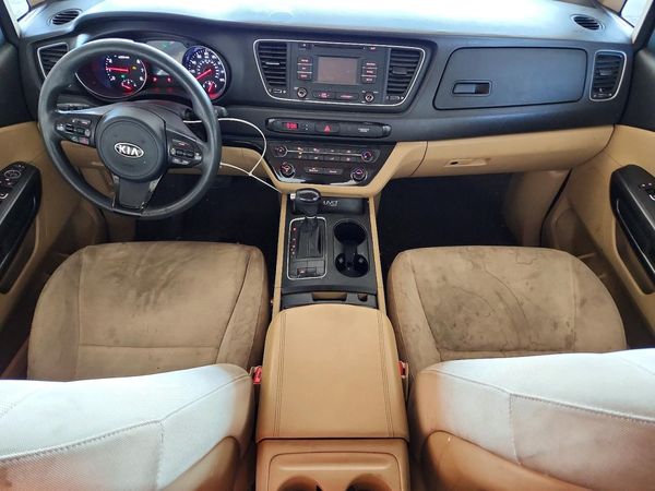 2015 KIA SEDONA GL - Middle-low