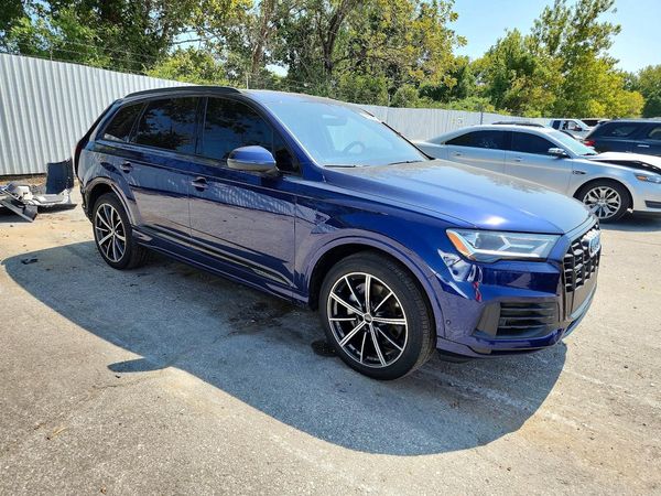 2021 AUDI Q7