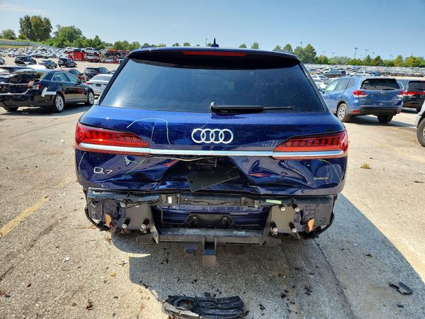 2021 AUDI Q7