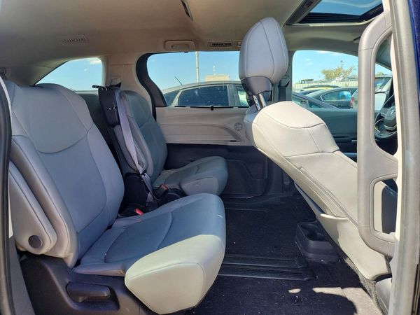 2024 TOYOTA SIENNA