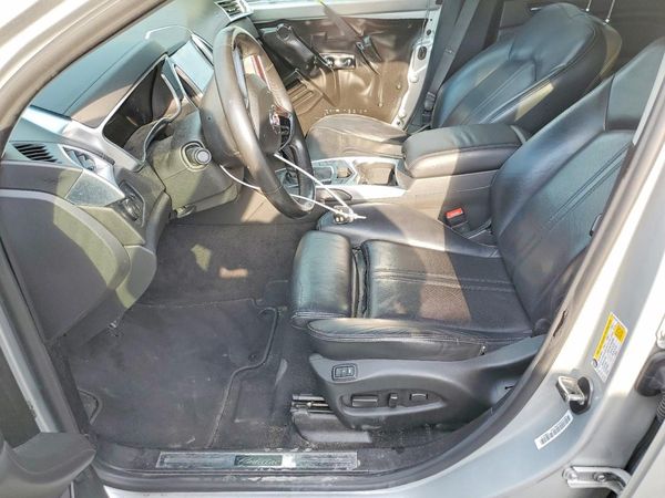 2015 CADILLAC SRX — DENT