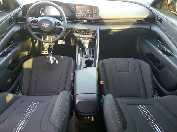 2026 HYUNDAI ELANTRA