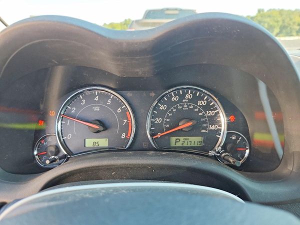 2013 TOYOTA COROLLA