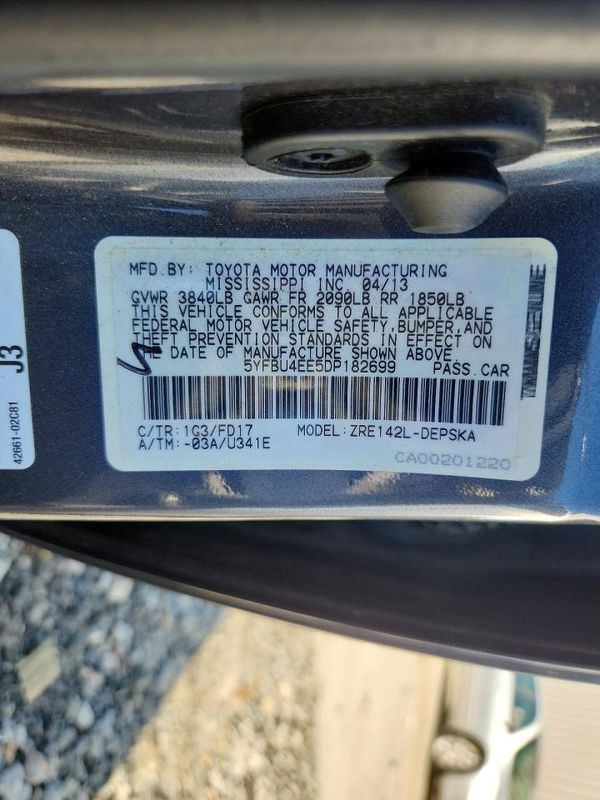 2013 TOYOTA COROLLA