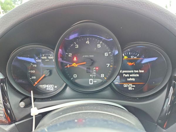 2020 PORSCHE MACAN