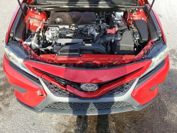 2019 TOYOTA CAMRY L/LE/SE/XLE — Engine bay