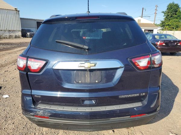2015 CHEVROLET TRAVERSE LS