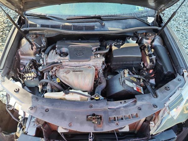 2014 TOYOTA CAMRY