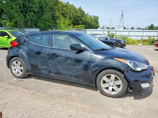 2013 HYUNDAI VELOSTER — Passenger 3/4