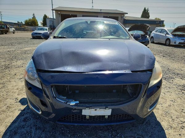 2013 VOLVO S60