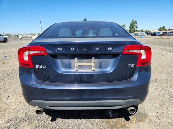2013 VOLVO S60