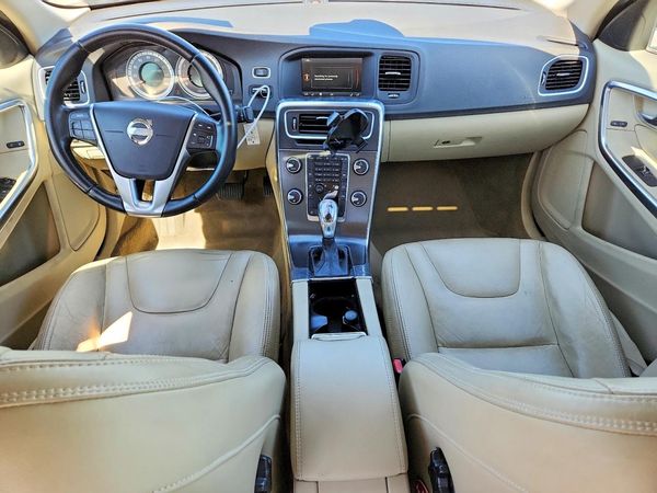 2013 VOLVO S60