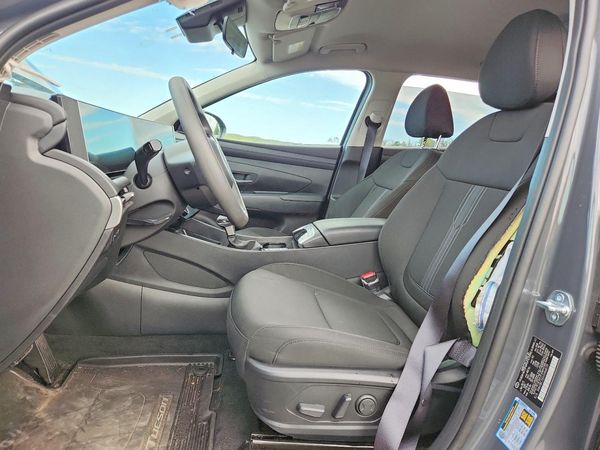 2025 HYUNDAI TUCSON SEL — DENT