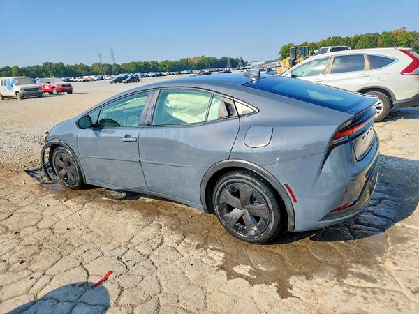 2023 TOYOTA PRIUS