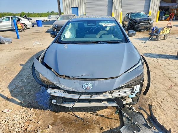 2023 TOYOTA PRIUS