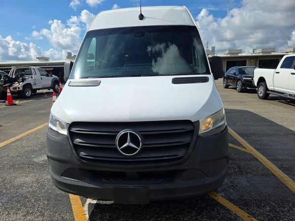 2023 MERCEDES-BENZ SPRINTER 907 (VS30)