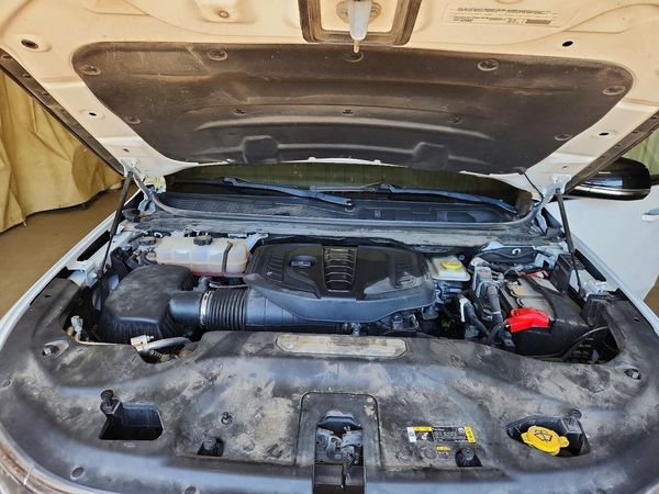 2024 JEEP WAGONEER Series II — Engine bay