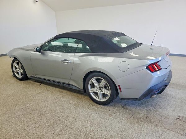 2026 FORD MUSTANG I4
