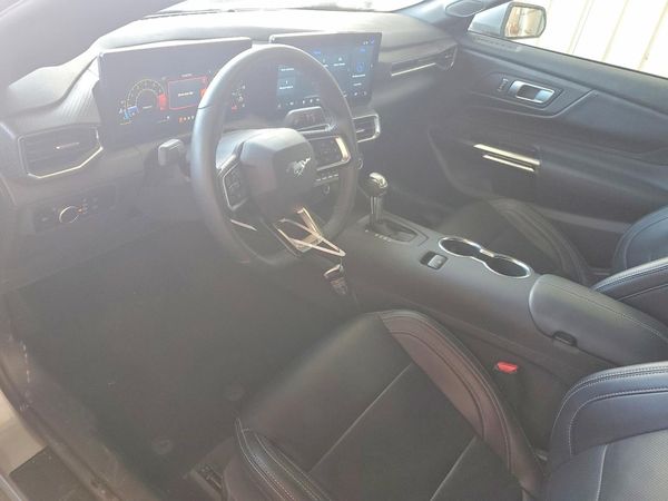2026 FORD MUSTANG I4