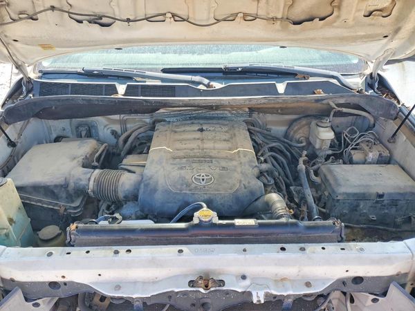 2012 TOYOTA TUNDRA SR5 — Engine bay