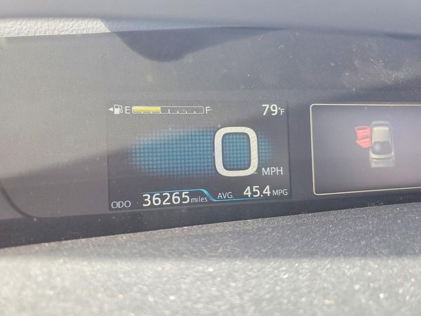 2017 TOYOTA PRIUS