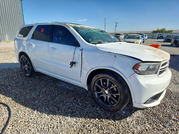 2015 DODGE DURANGO R/T — Passenger 3/4